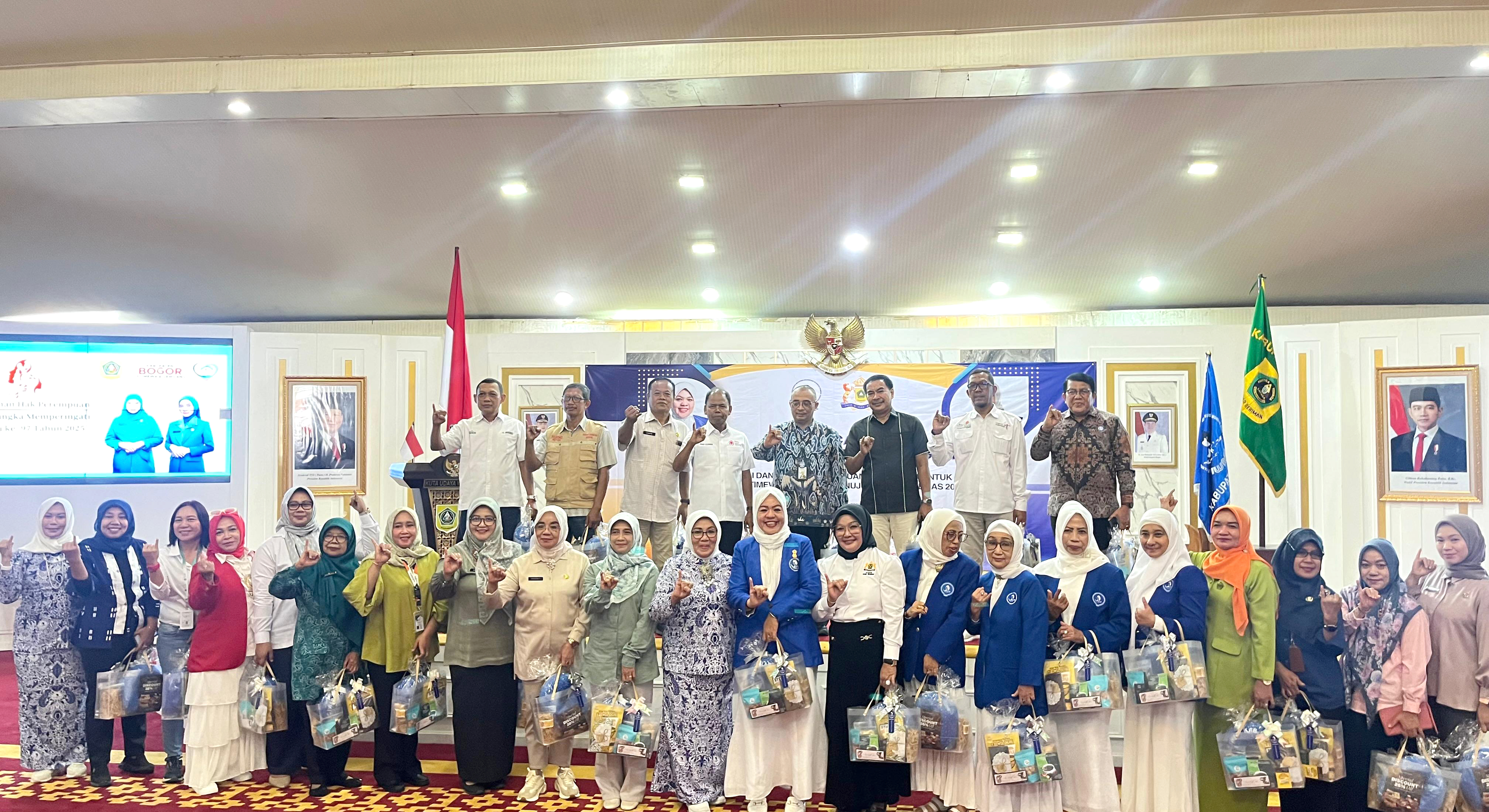 Menghadiri Undangan Rakercab-IX DPC IWAPI  Kabupaten Bogor